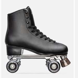 Quad skates
